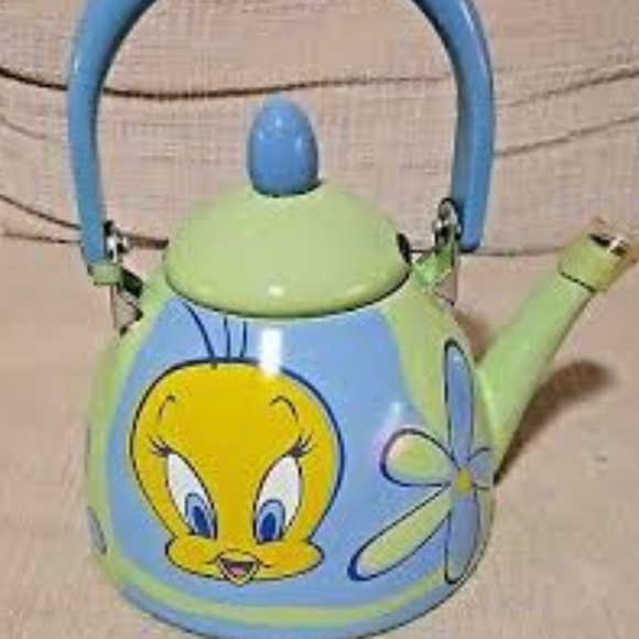 90s Warner Bros.™️TWEETY BIRD Tea Kettle